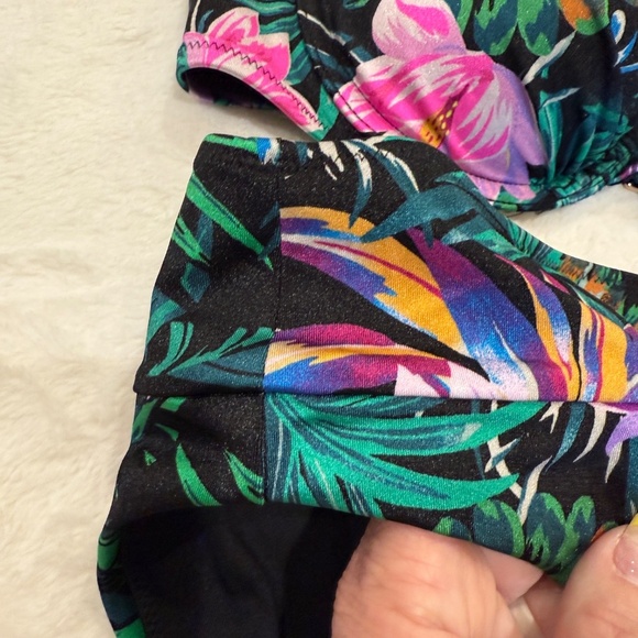 New! Victoria's Secret Black Palm Bikini Set 45583 - Picture 7 of 12